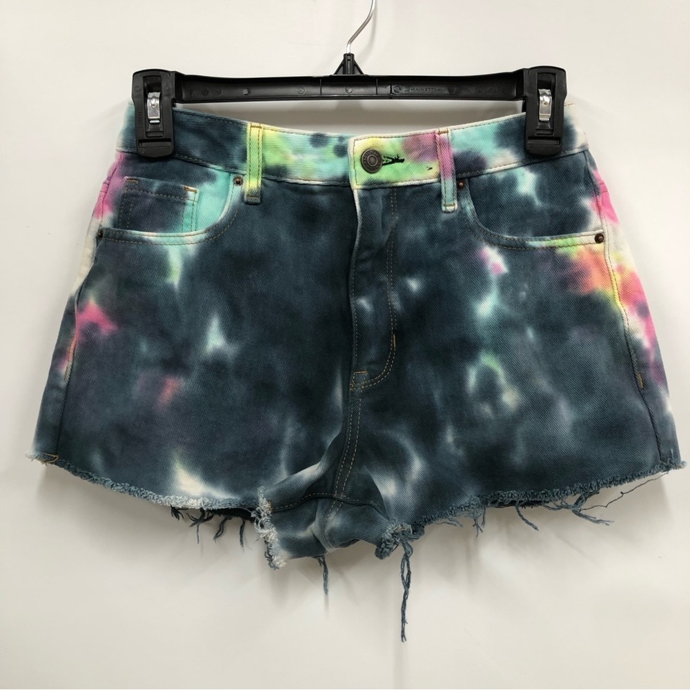 PacSun tie dye denim jean shorts women’s size 25 High Rise Festival